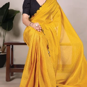 Gadhwal Chex Saree