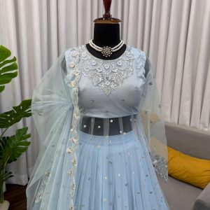 exclusive 3-piece set gown